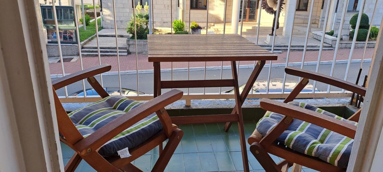 Apartment Bina Tivat Bagian luar foto